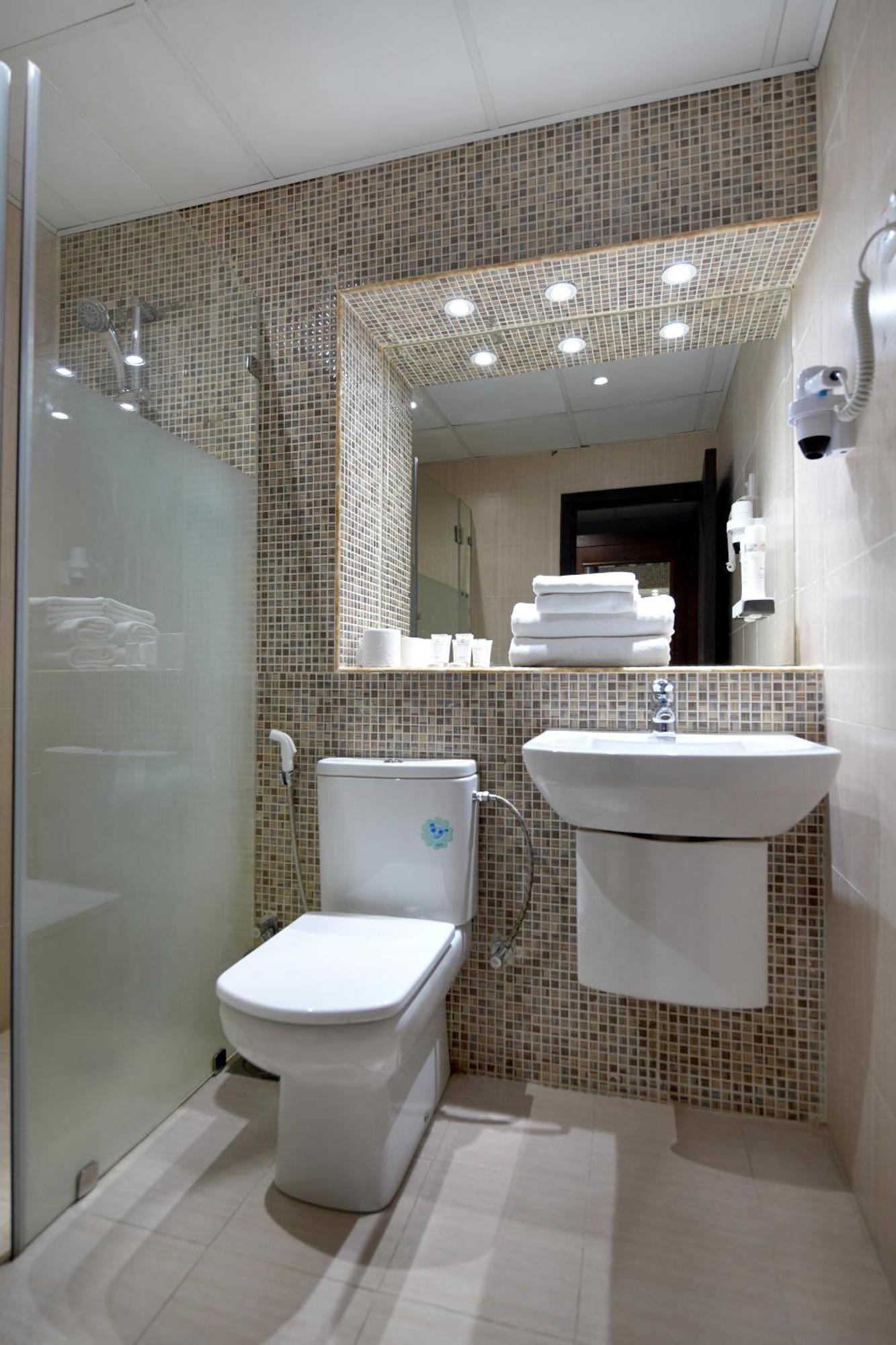 Carlton Tower Hotel Kuwait Кувейт Екстериор снимка
