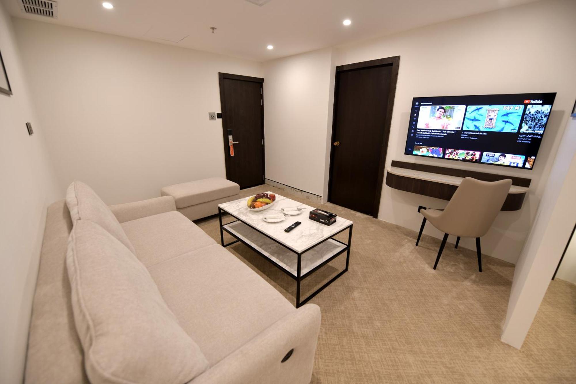 Carlton Tower Hotel Kuwait Кувейт Екстериор снимка